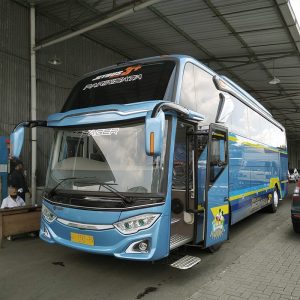 Bus Merpati Bali 40 Seat 